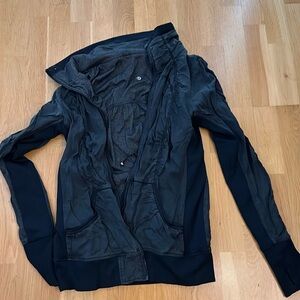 Reversible Lululemon black/grey zip up jacket